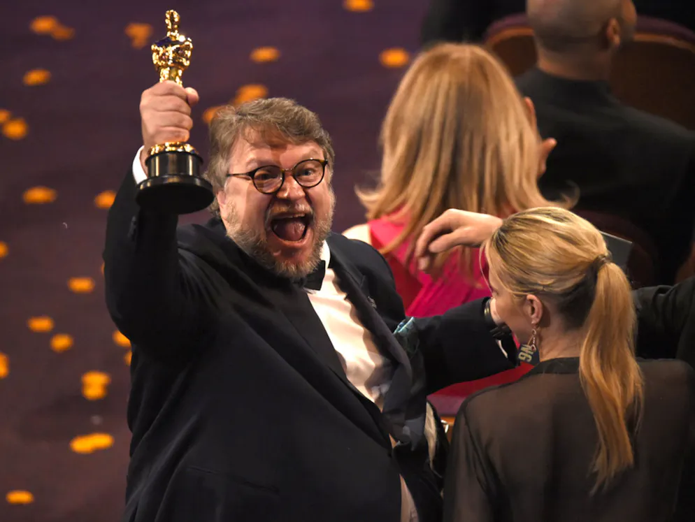 Oscars 2018: les gagnants. Le grand gagnant de la soirée: le réalisateur Guillermo del Toro.