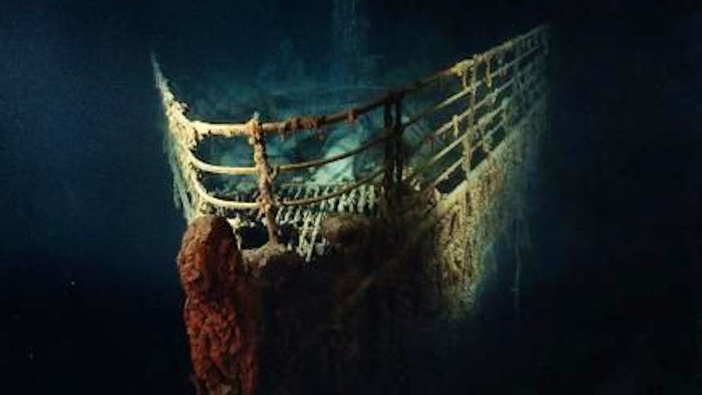 Das Weltkulturerbe «Titanic» droht sich aufzulösen. Ballard zeigte sich dennoch optimistisch. «Wir glauben, dass wir das Wrack erhalten können», erklärte er der DPA. Er will den Rumpf von Robotern unter Wasser streichen lassen – so würden auch die neuen Supertanker überholt.