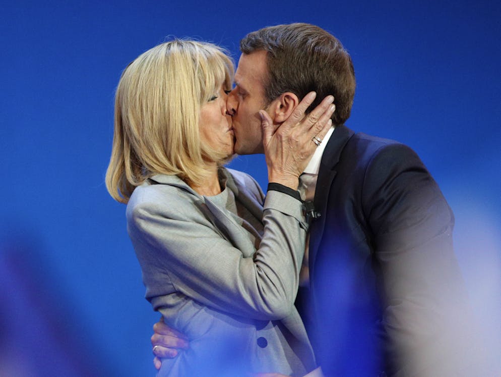 Brigitte Macron Frankreichs Premiere Dame Wird 65