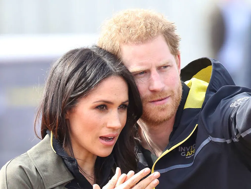 Il principe Harry e Meghan Markle. All'inizio di aprile Meghan Markle si è recata, insieme ad Harry, in visita agli atleti che si stavano allenando in vista degli Invictus Games.