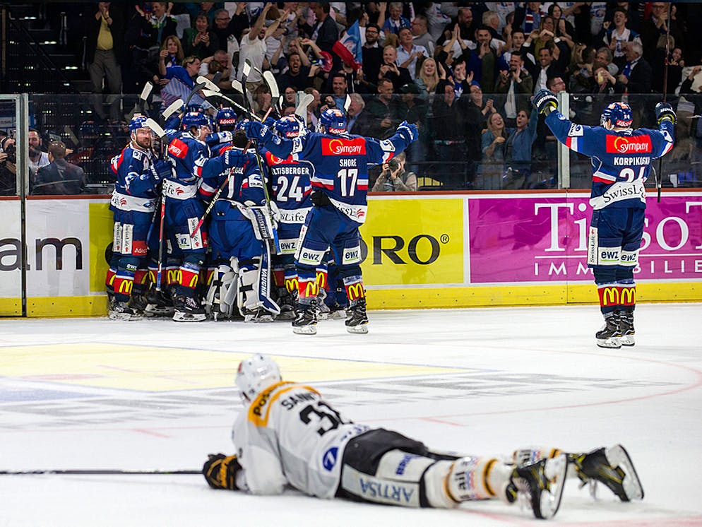 ZSC jubelt, Lugano am Boden zerstört.