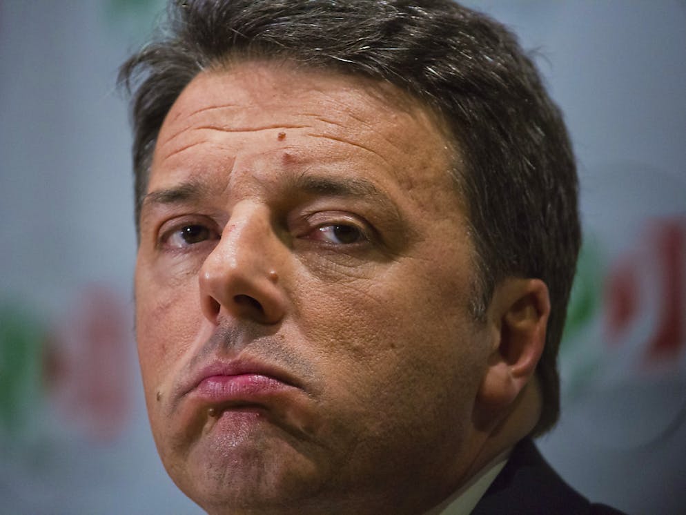 Ringen um Regierung in Italien: Matteo Renzi geht auf den Chef der populistischen Fünf-Sterne-Bewegung Luigi Di Maio los. (Archivbild)