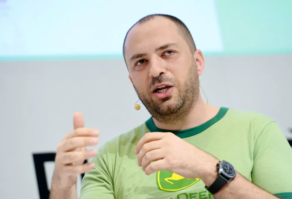 Le cofondateur de WhatsApp, Jan Koum, lors d'une conférence, le 18 janvier 2016 à Munich