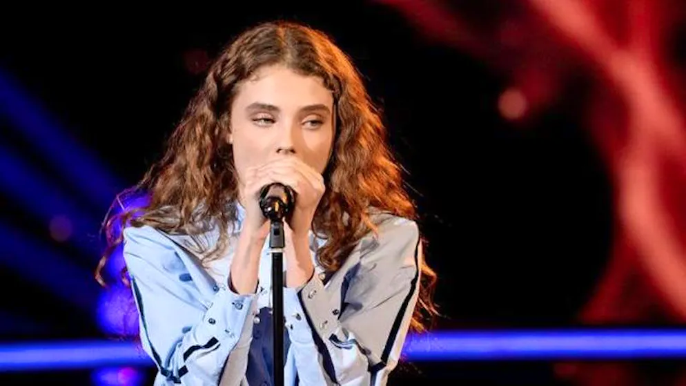 Avec sa voix douce et sa jeunesse, Maëlle pourrait bien séduire les téléspectateurs.