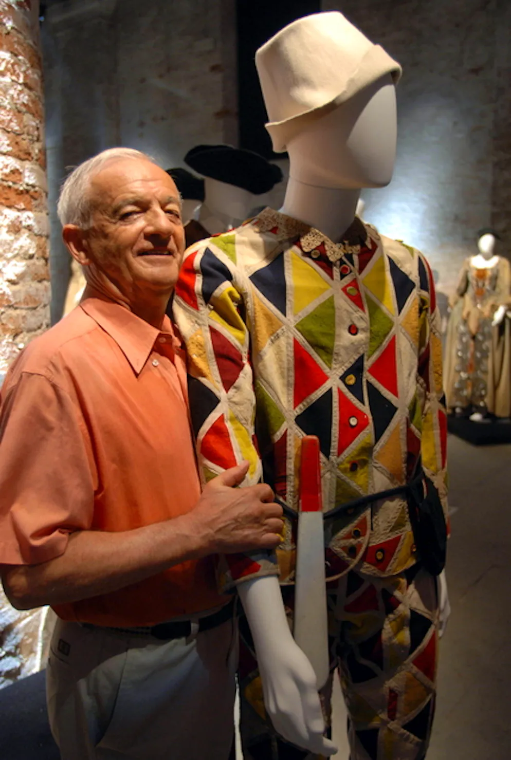 Soleri si congeda da Arlecchino