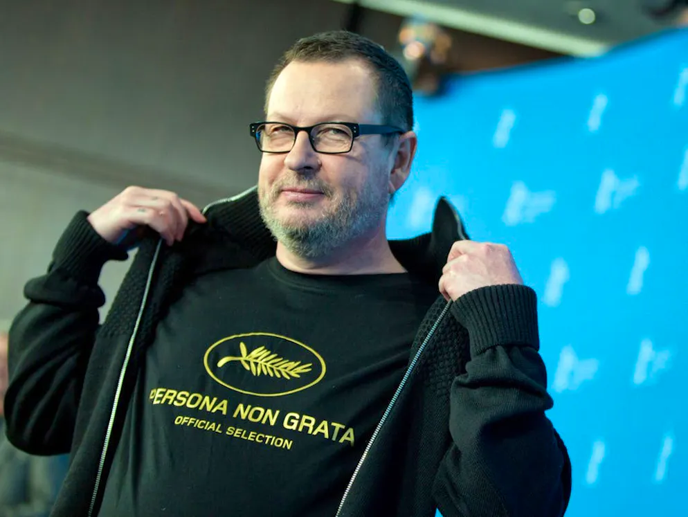 Quando il Festival di Cannes suscita scandalo. Quest'anno Lars von Trier fa il suo grande ritorno a Cannes. Sette anni fa il regista danese era stato dichiarato persona non grata in seguito alle sue simpatie naziste. Tuttavia il festival ha deciso di richiamare l'enfant terrible dal suo esilio invitandolo a presentare fuori concorso il suo film «The House that Jack built», incentrato sulla figura di un serial killer.