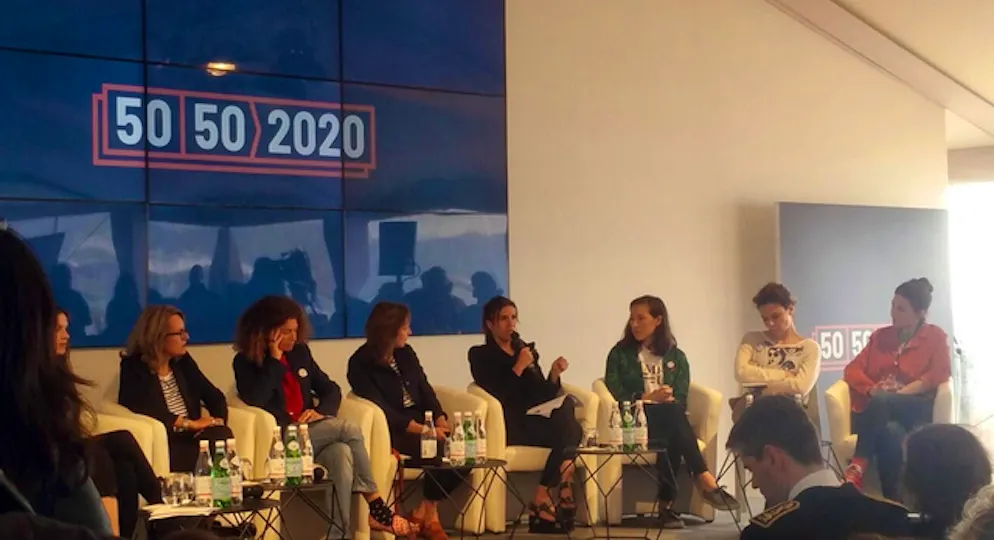 Cannes, folla e applausi movimenti donne