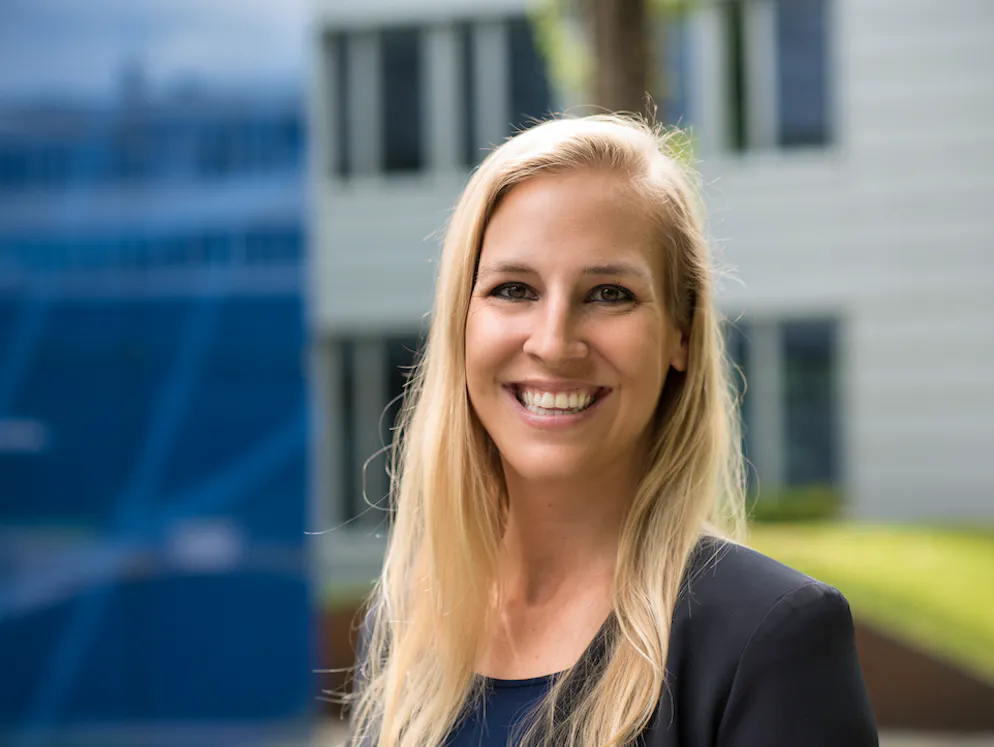 Meret Meier è esperta di responsabilità sociale, protezione dei giovani dai media e comunicazione nel team Corporate Responsibility di Swisscom.