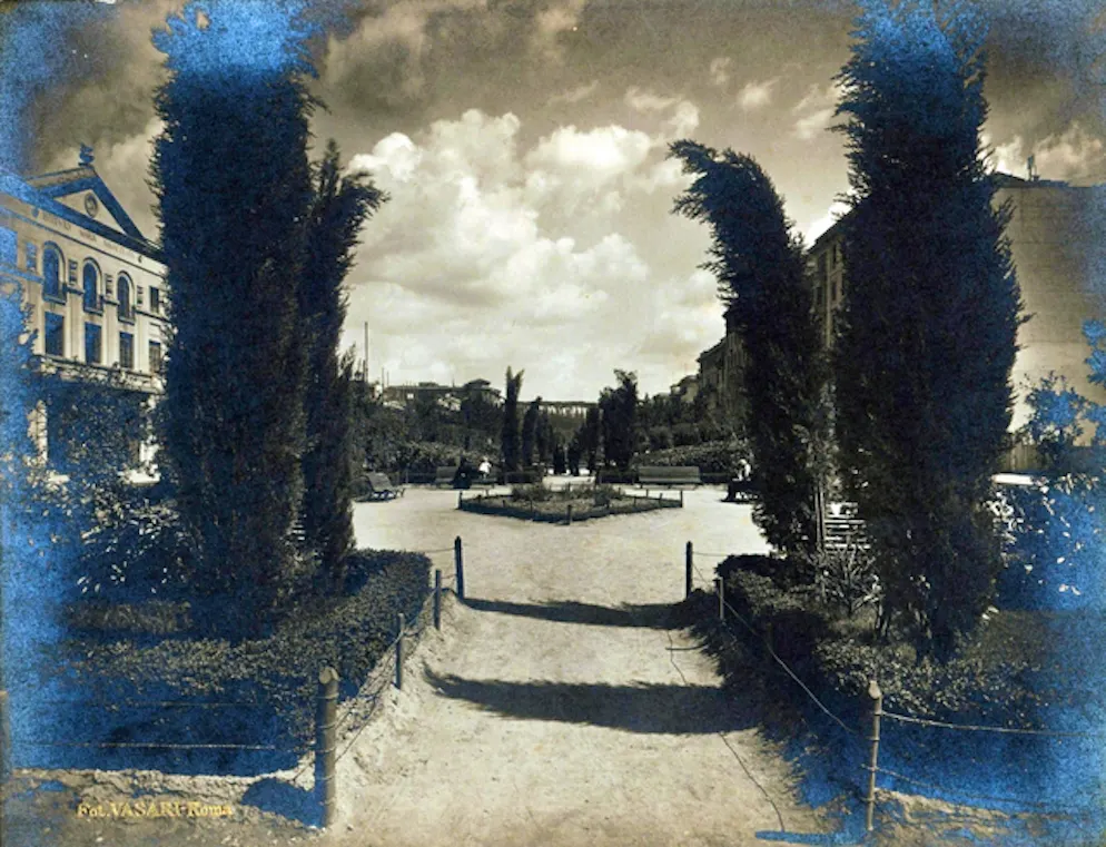Piazze e parchi, la Roma di De Vico