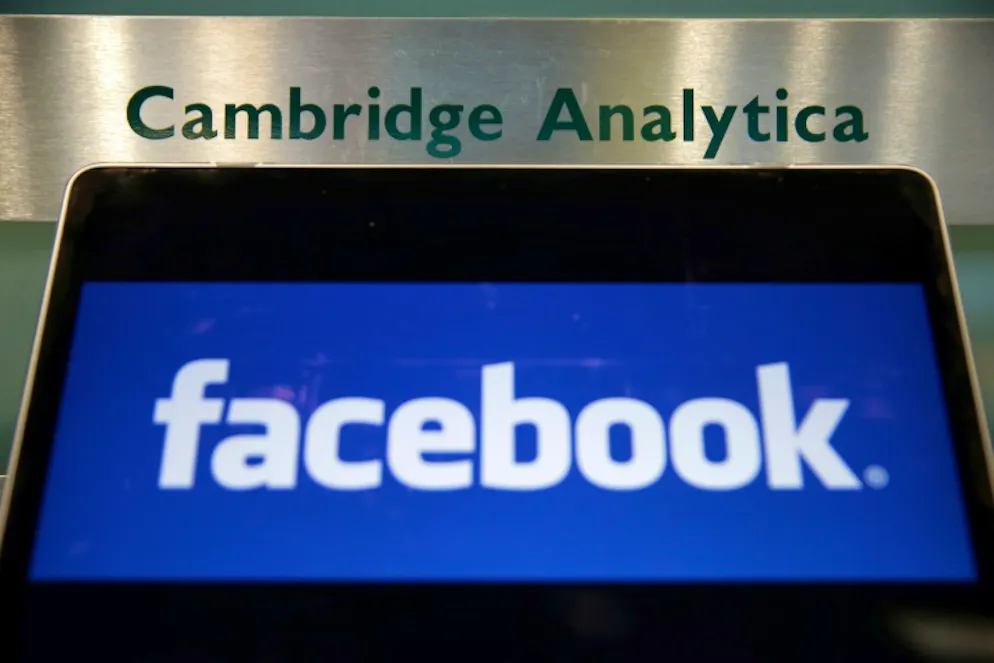 Cambridge Analytica annonce cesser 