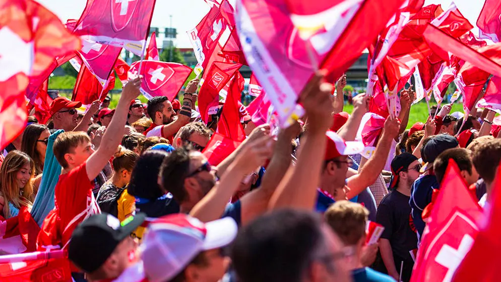 Tifosi in visibilio.