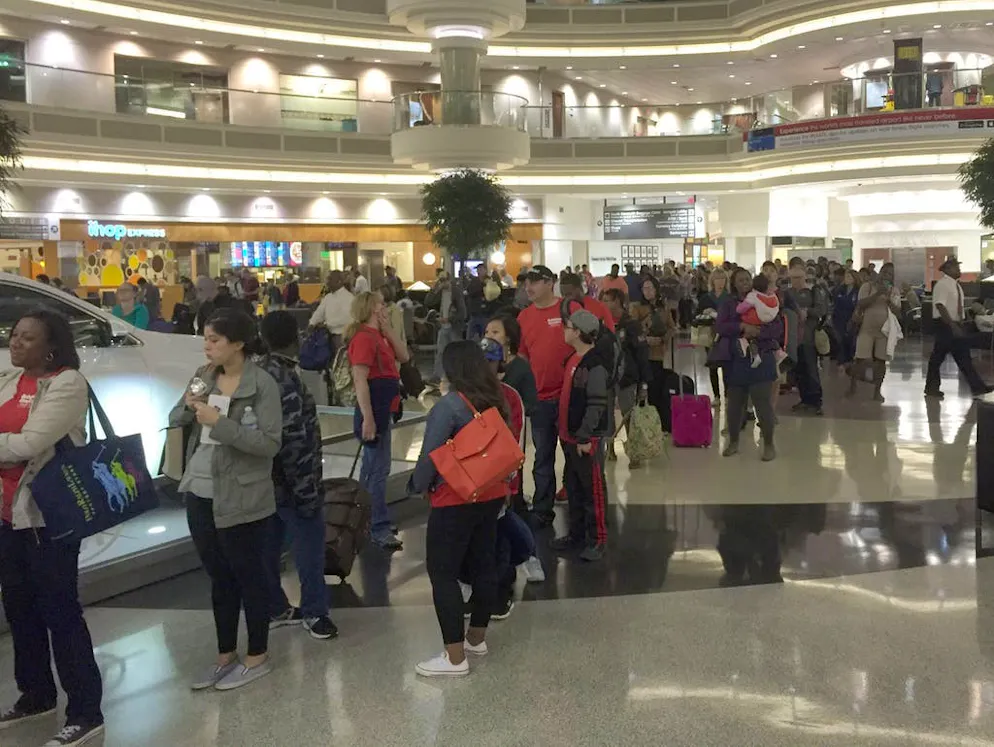 I 20 aeroporti più grandi al mondo. 1. Aeroporto internazionale Hartsfield-Jackson di Atlanta (Stati Uniti): 103,90 milioni di passeggeri.