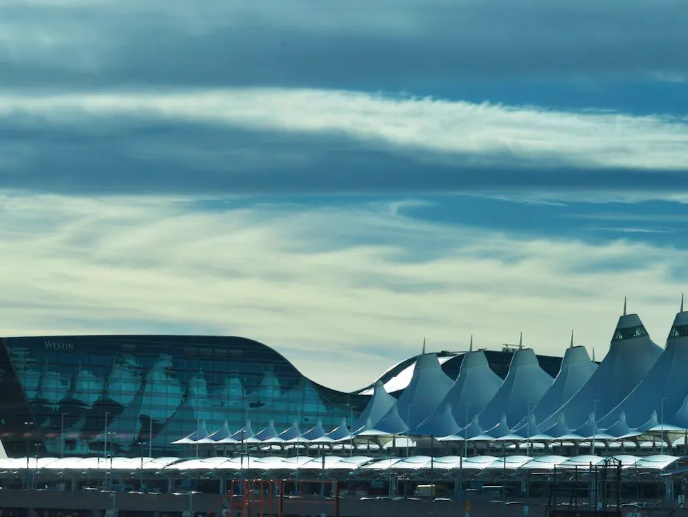 I 20 aeroporti più grandi al mondo. 20. Aeroporto internazionale di Denver (Stati Uniti): 61,38 milioni di passeggeri.