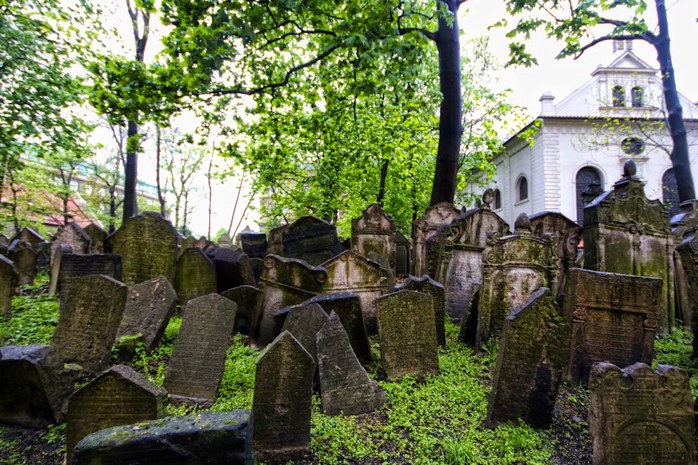 Printemps des cimetières : 6 sites à visiter dans le monde. Jewish cemetery in Prague