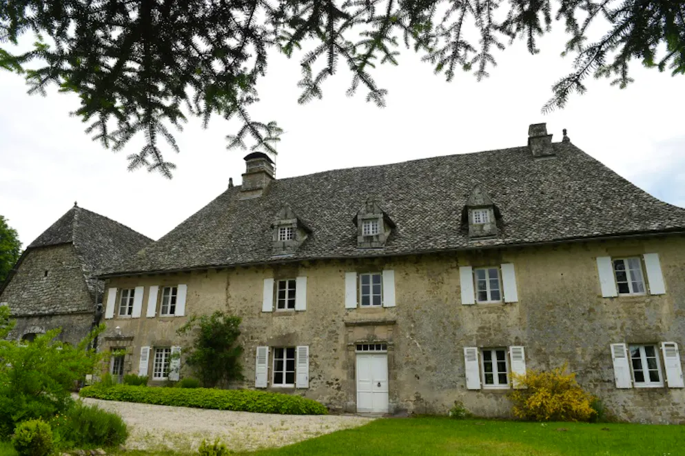 Un château en Corrèze pour un peu plus de 11 euros et la bonne cause