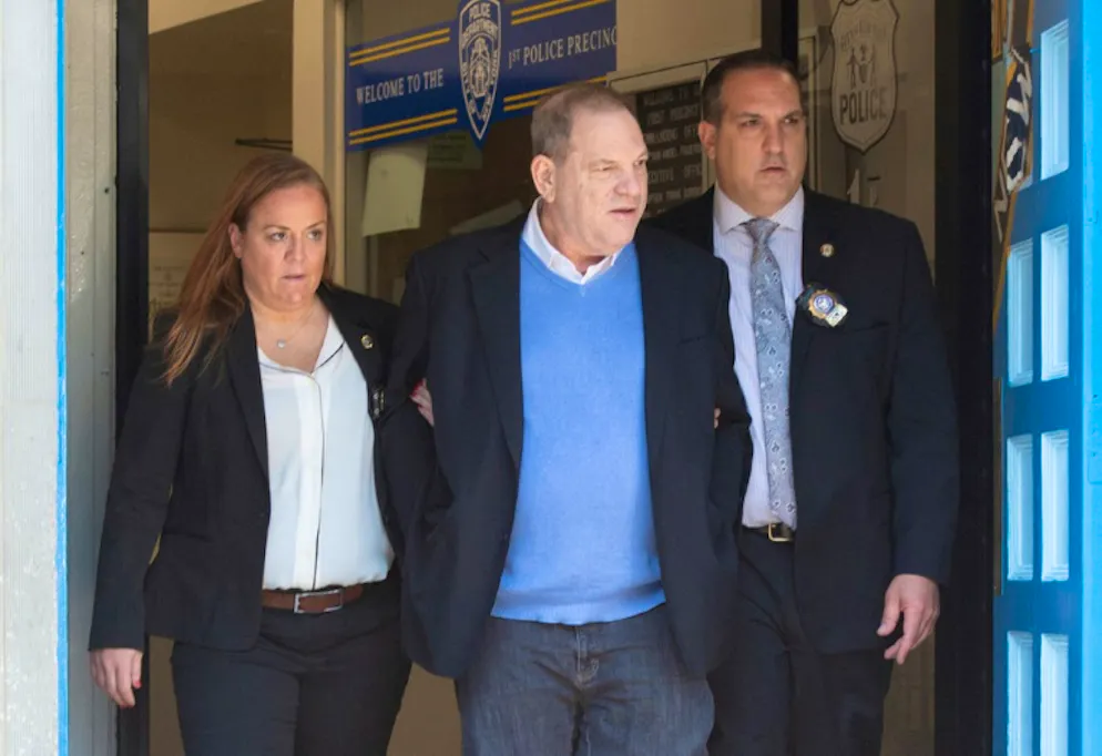 Weinstein inculpé pour viol et agression sexuelle, le #MeToo applaudit