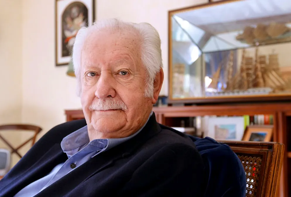 Pierre Bellemare, la voix de crooner et la moustache d'un télévendeur né