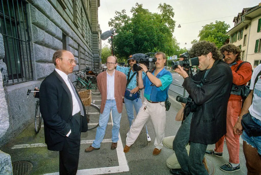 Bruno Zwahlen: le meurtre de Kehrsatz. Bruno Zwahlen reste donc un homme libre et le meurtre de son épouse, commis à l'époque plus de 12 ans auparavant, reste inexpliqué.
