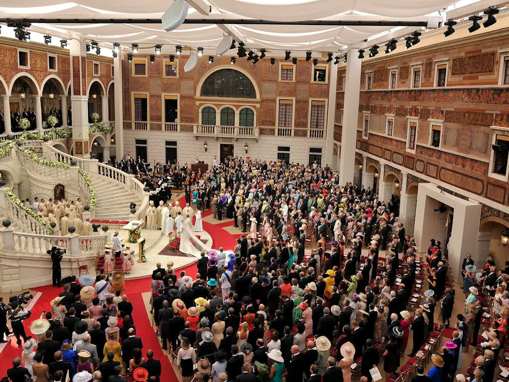 Les mariages de tous les records. 4000 noms figuraient sur la liste des invités devant assister à leur mariage en juillet 2011. Il faut dire que ce dernier s’est déroulé en deux temps: une cérémonie civile le 1er juillet, suivie par le mariage religieux le lendemain.