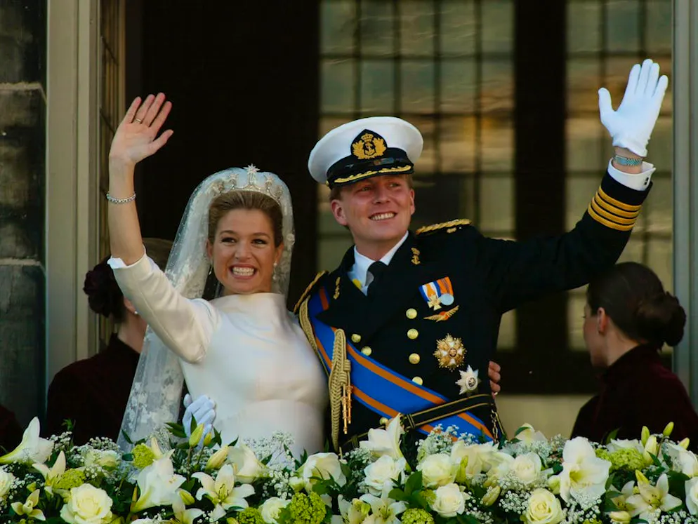Les mariages de tous les records. Le record du baiser le plus long chez les têtes couronnées est attribué à deux jeunes tourtereaux néerlandais: après avoir été déclarés mari et femme le 2 février 2002, Máxima et le futur roi Willem-Alexander ...