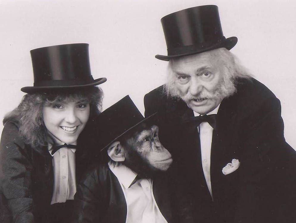 Ein Leben für die Raubtiere: Ex-Dompteuse Elvira Wegmann. Ihr Grossvater Walter Mauerhofer sen. war zugleich ihr Lehrmeister. Während drei Jahren feilte sie zusammen mit ihm an ihrer eigenen Nummer.