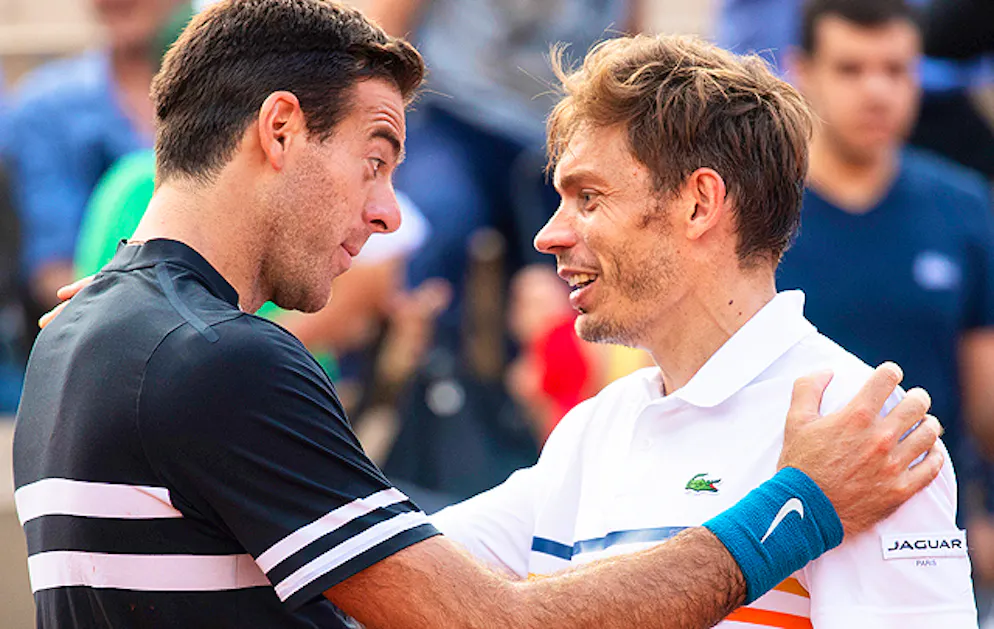 Del Potro et Mahut à la fin de la rencontre sur le Court Suzanne Lenglen.
