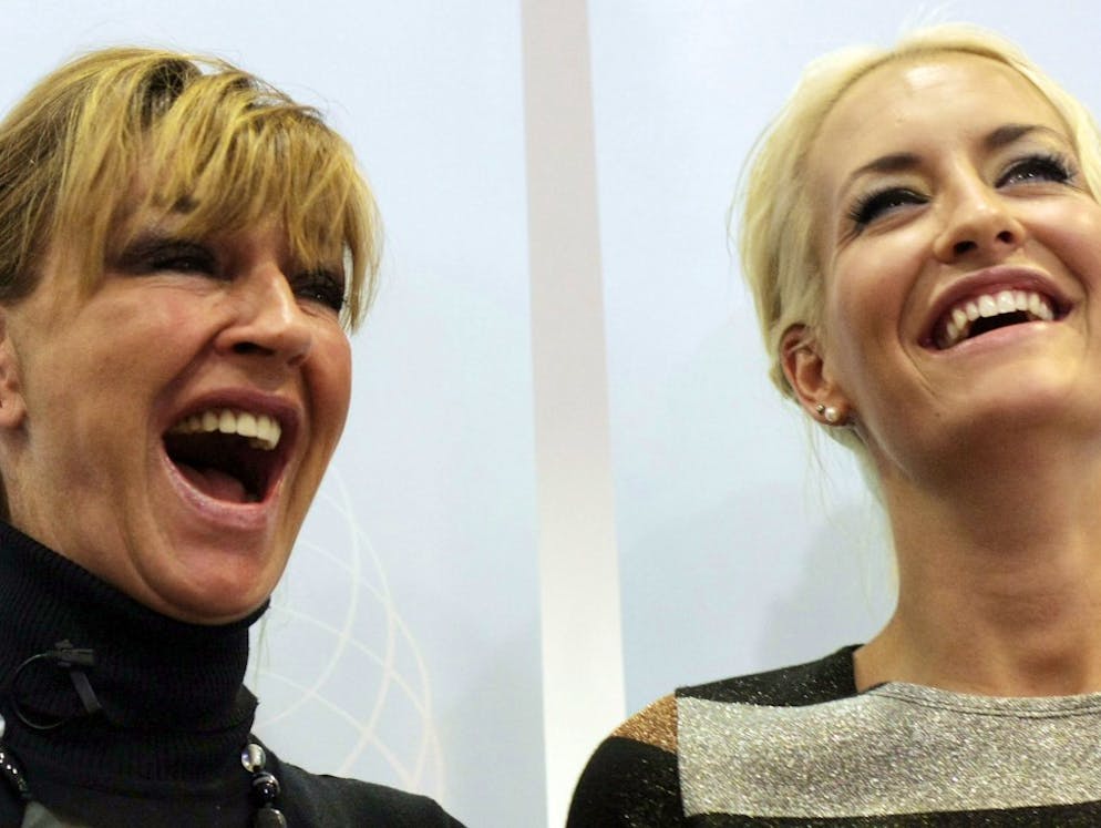 Reife Leistung: Diese Promis erlebten spätes Mutterglück. Sarah Connors Mutter Soraya Lewe-Tacke (59) vergrösserte ihre Familie im Alter von 50 Jahren um ein Zwillingspärchen - die Kinder Nummer sieben und acht.