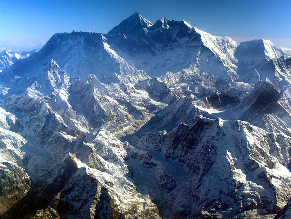 Première ascension de l’Everest sans oxygène artificiel: c’était il y a 40 ans. «Les gens sont tous à la recherche du point de fuite de leurs vanités personnelles, et l’Everest est la meilleure façon de le trouver. Je ne fais pas exception à la règle», affirme Reinhold Messner.