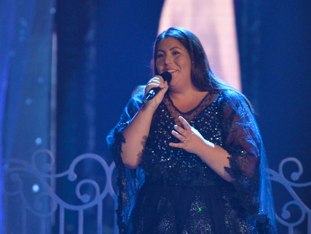 Herzschlagfinale bei «DSDS»: Marie ist der jüngste «Superstar» aller Zeiten!. Den Ruf der Powerfrau hatte sich Janina el Arguioui aus Kaarst ersungen. Die 30-Jährige, die Kindergeburtstage veranstaltet, hatte bei DSDS einen Heiratsantrag ihres Partners bekommen. Sie sagte nicht nur «Ja», sie sang im Finale auch den gleichnamigen Titel von Silbermond.