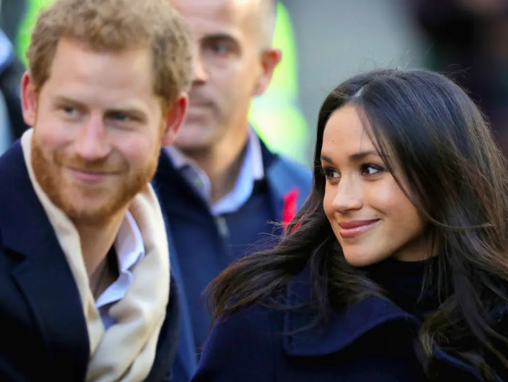 D'actrice à mariée royale: Meghan Markle. Depuis, Meghan Markle et le prince Harry parcourent le Royaume-Uni afin de permettre à la future mariée de découvrir son nouveau chez elle.