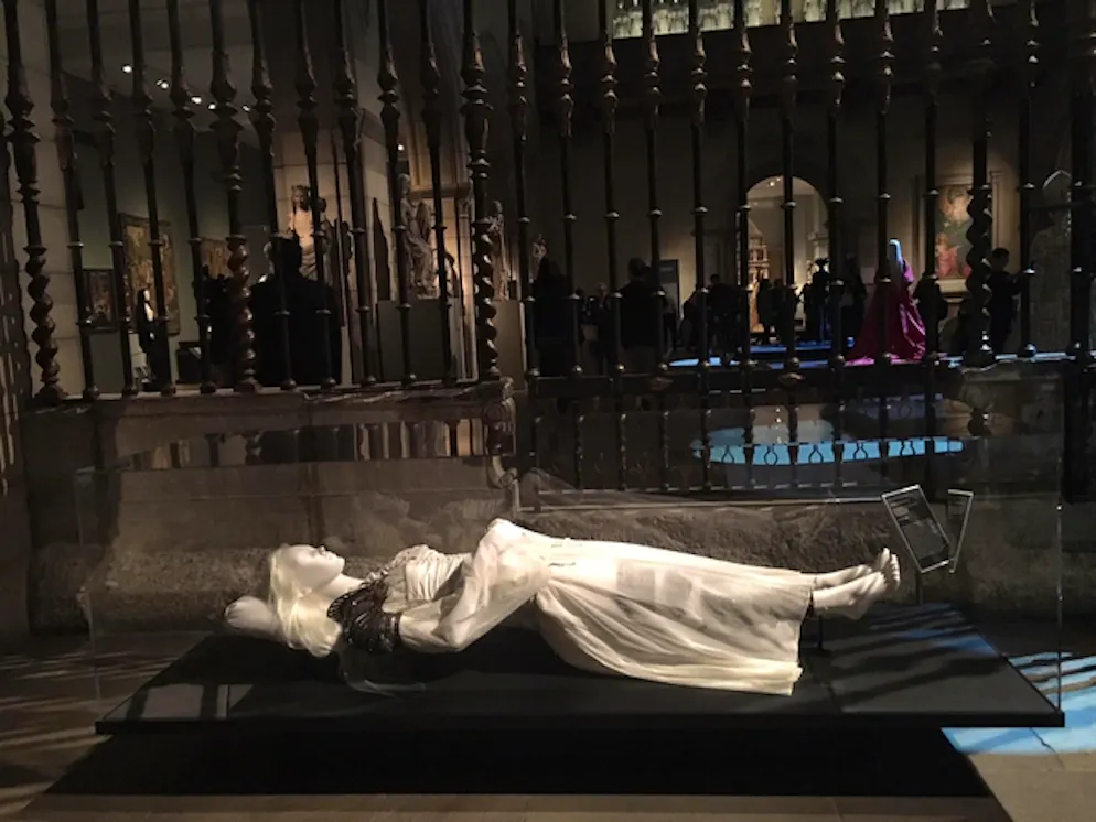 Sacro e moda in mostra al Met