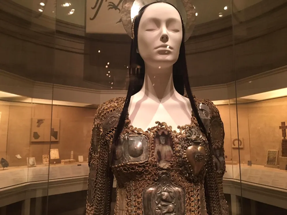 Sacro e moda in mostra al Met