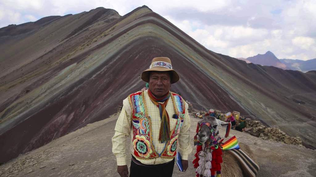 Jeden Tag 1000 Urlauber. Fluch oder Segen? Der peruanische «Regenbogenberg» wird populär