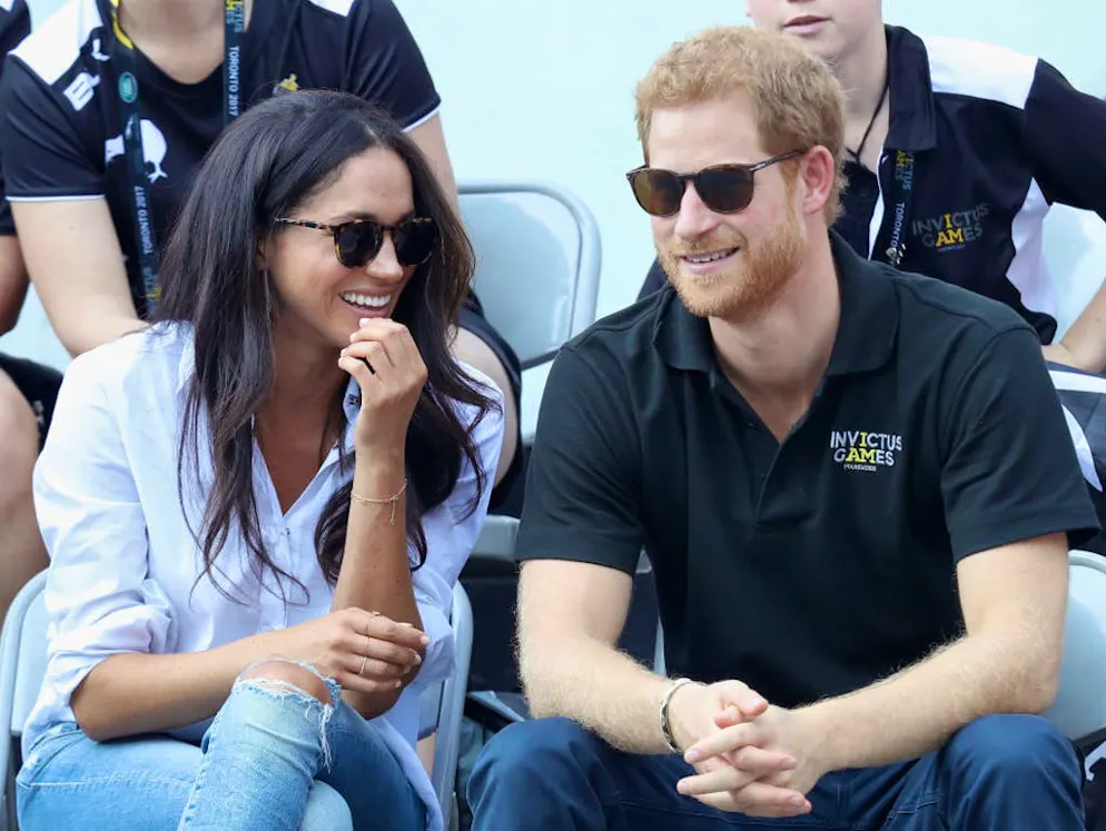 Il principe Harry, il bad boy di casa Windsor. Durante l'edizione del 2017 degli Invictus Games, il principe Harry è apparso per la prima volta in pubblico con la sua nuova compagna, l'attrice americana Meghan Markle.