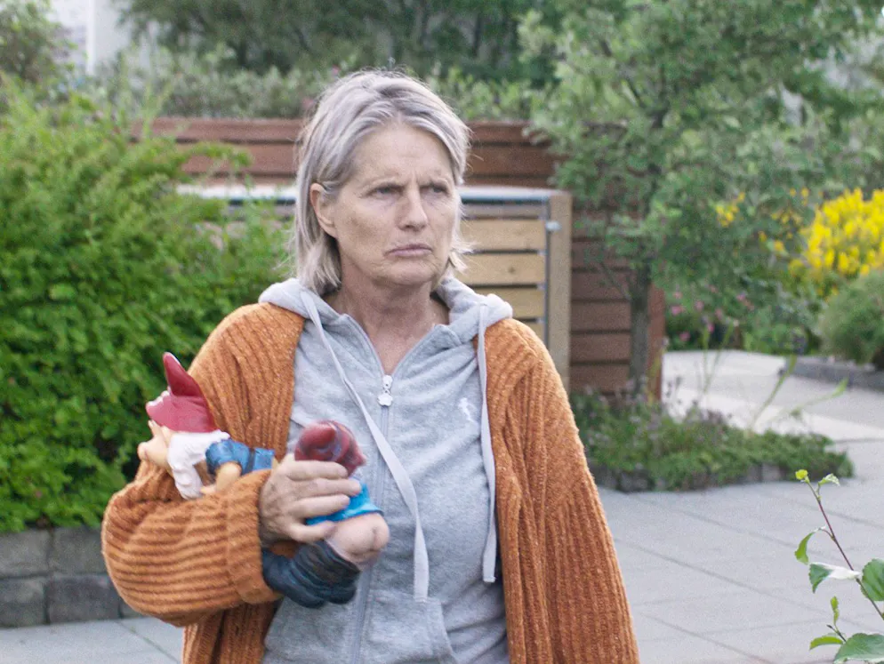 Die Kino-Highlights im Juni. Und plötzlich verschwinden Haustiere, Überwachungskameras werden installiert und Reifen zerstochen.