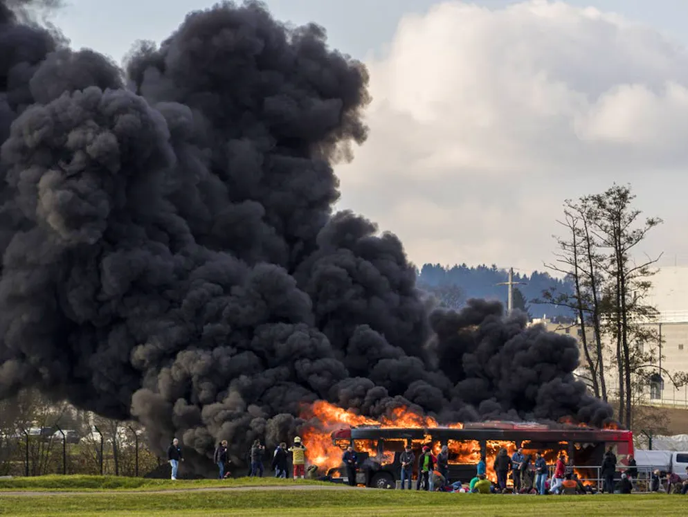 L’aéroport de Zurich a été inauguré il y a 70 ans. Lors de l’exercice de novembre 2017, une attaque à l’explosif sur un bus de passagers a été simulée.