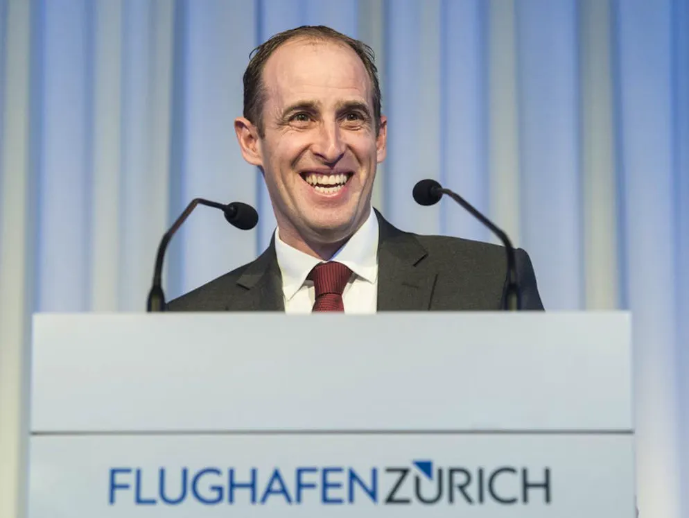 L’aéroport de Zurich a été inauguré il y a 70 ans. Avec cette augmentation régulière du nombre de passagers, la tâche s’annonce colossale pour la Flughafen Zürich AG et son directeur général actuel Stephan Widrig.