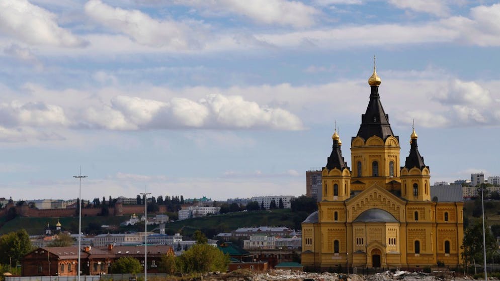 Vista all’altezza dello stadio: la Cattedrale Alexandr Nevskij.