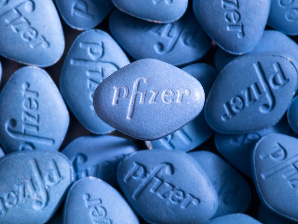 Une révolution sexuelle: 20 ans du Viagra: le gros succès de la petite  pilule bleue