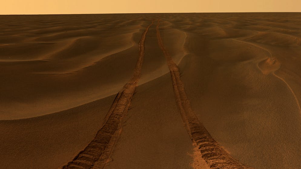 Die lange Mission des Mars-Rovers «Opportunity». Auf seiner Mars-Reise bewies der Rover eine unglaubliche Ausdauer. Sein baugleicher Zwilling «Spirit» hatte bereits 2011 aufgegeben und keine Signale mehr gesendet.