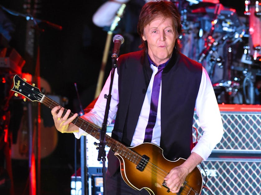 Битлз хоп хей хоп. Memory almost full пол маккартни. Хоп маккартни. Paul mccartney paintings. Хоп маккартни.