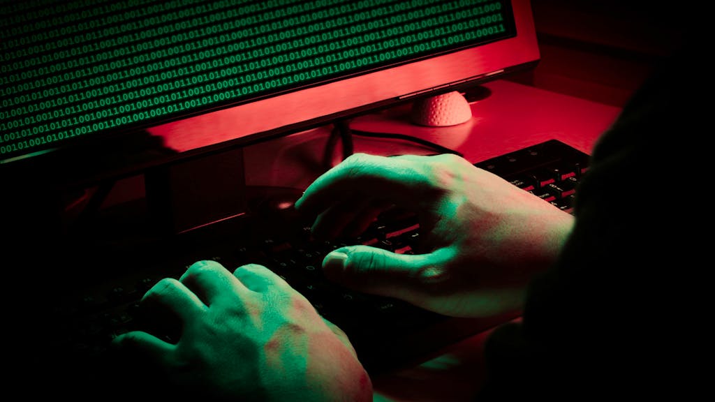 Phänomen Kryptojacking. Neue Betrugsmasche: Wenn der Computer heimlich Bitcoin schürft