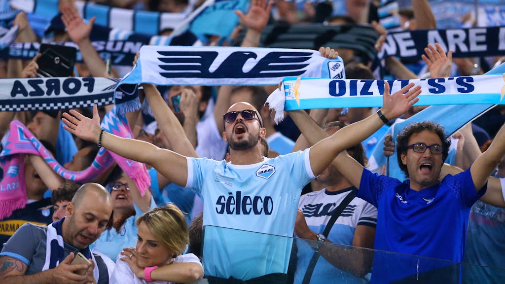 Sexismus-Eklat im Stadion. Lazio-Ultras verbieten Frauen, sich in den vorderen Reihen aufzuhalten