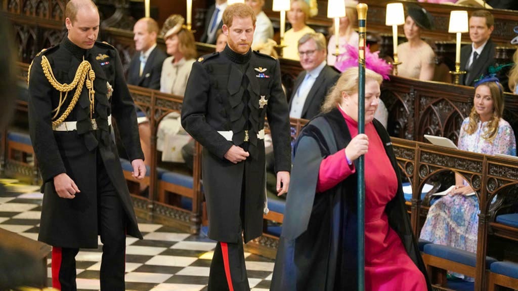 Frere Et Soeur De Charles Windsor Charles Spencer, le frère de Diana, est-il banni du clan Windsor?