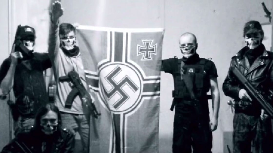 Leader of ‘Atomwaffen’ hate group convicted of five federal felonies 3 Atomwaffen Division»: US-Neonazis bereiten sich auf «Rassenkrieg» vor