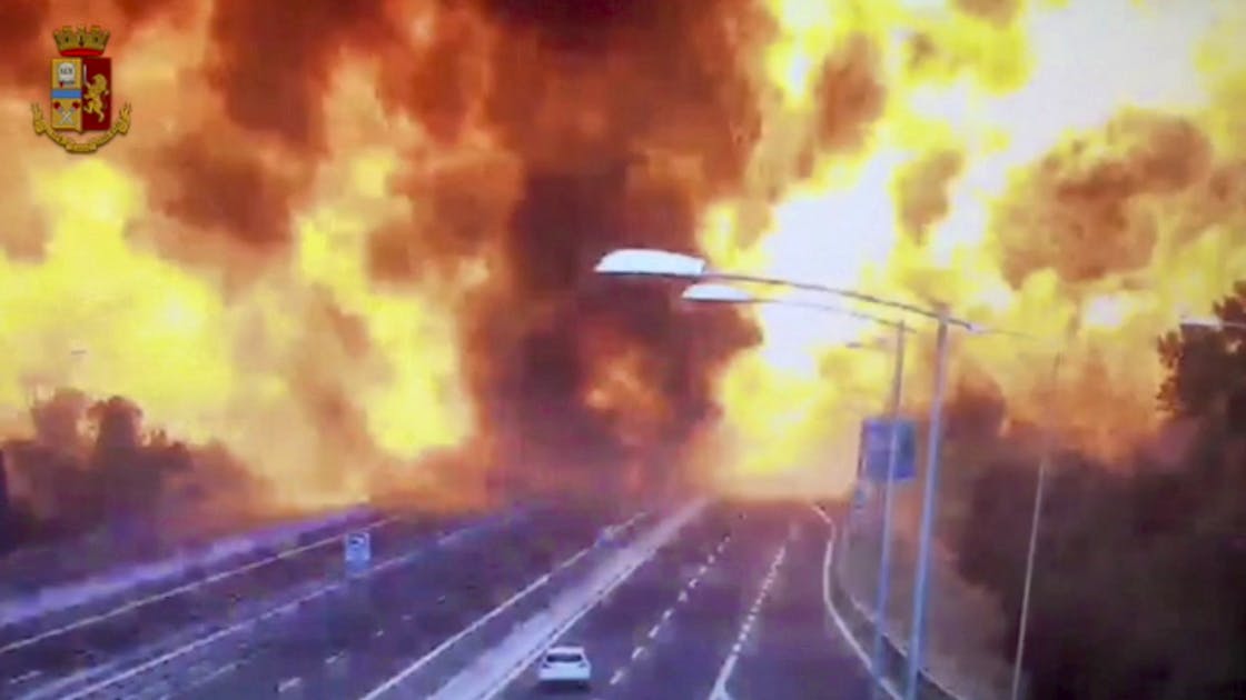 Lkw Explosion In Bologna So Extrem War Das Flammeninferno
