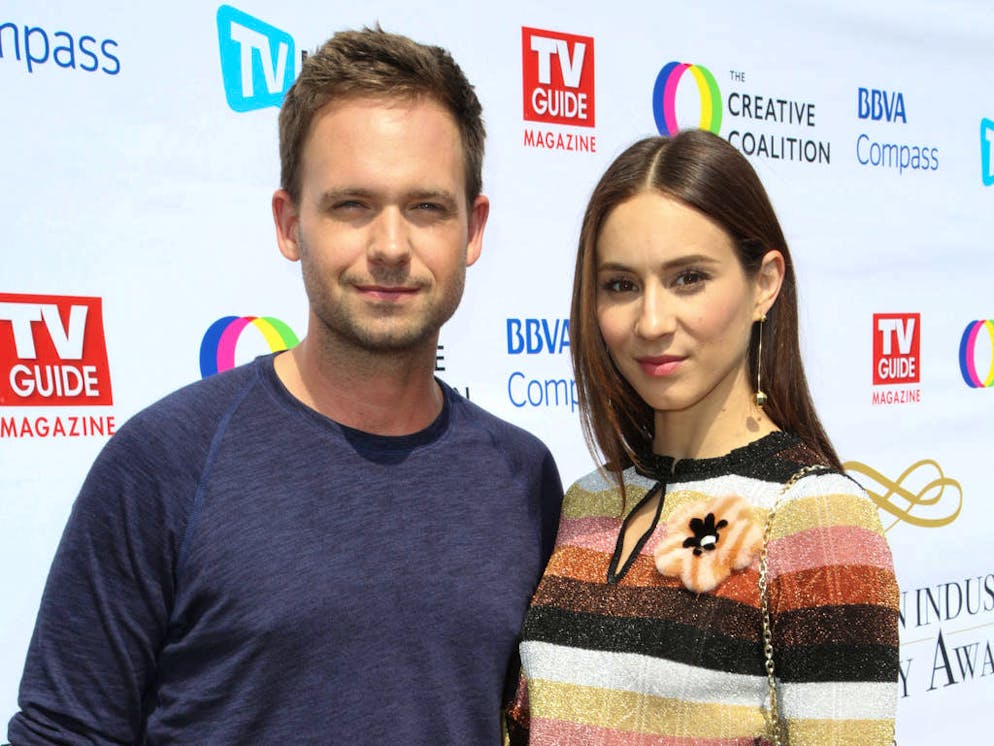 Troian Bellisario Et Patrick J Adams Bientot Parents