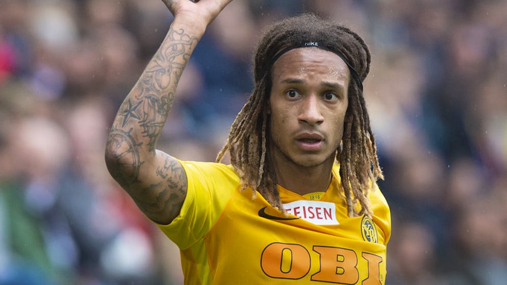Kevin Mbabu (sous le maillot d'YB ici) risque bien d'être à l'avenir le latéral droit de l'équipe de Suisse.