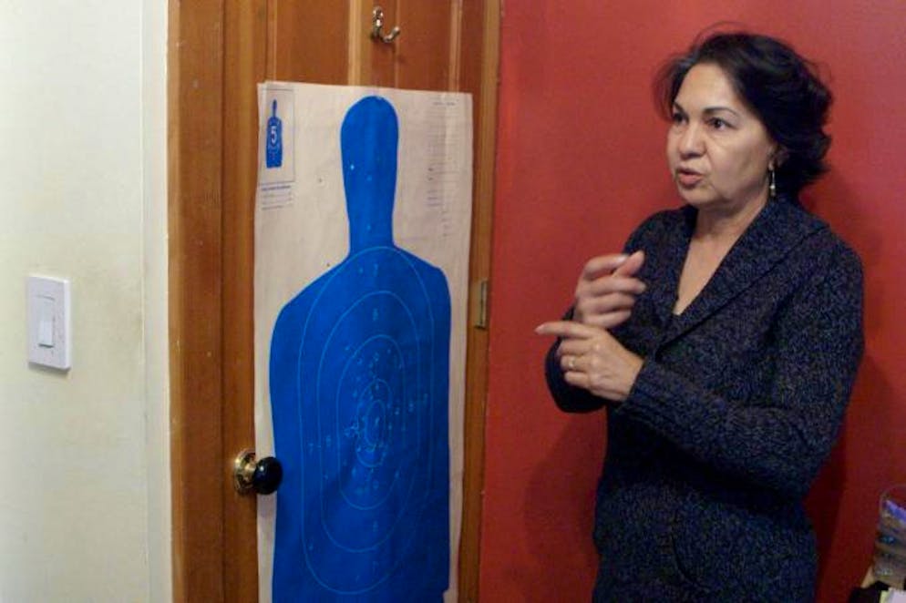 Zehn Jahre nach dem Banken-Crash: Whistleblower packen aus. Sylvia Vega, die für BNC, die Hypothekensparte der Lehman Brothers, arbeitete, deckte mit ihren Kollegen unzählige Betrugsfälle im Unternehmen auf.