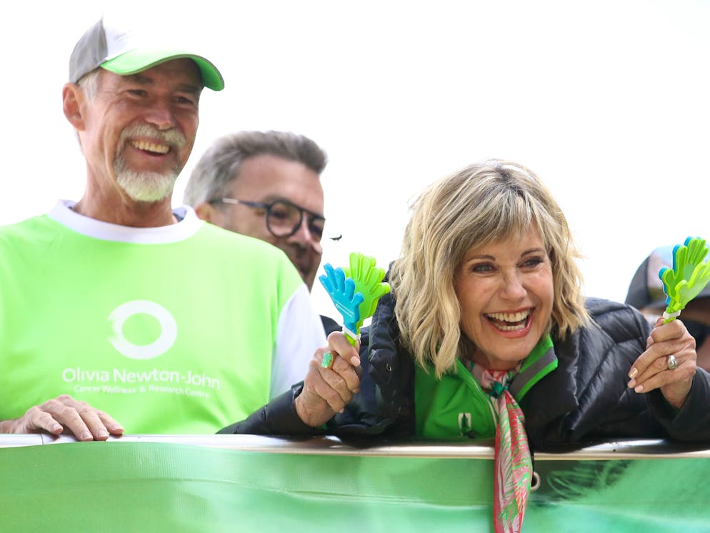Olivia Newton-John stirbt im Alter von 73 Jahren. Zehn Tage vor ihrem 70. Geburtstag nahm Olivia Newton-John zusammen mit ihrem Ehemann John Easterling am «Wellness Walk» in Melbourne teil, einer Benfizveranstaltung für das von ihr gegründete Newton-John-Zentrum für Krebskranke.